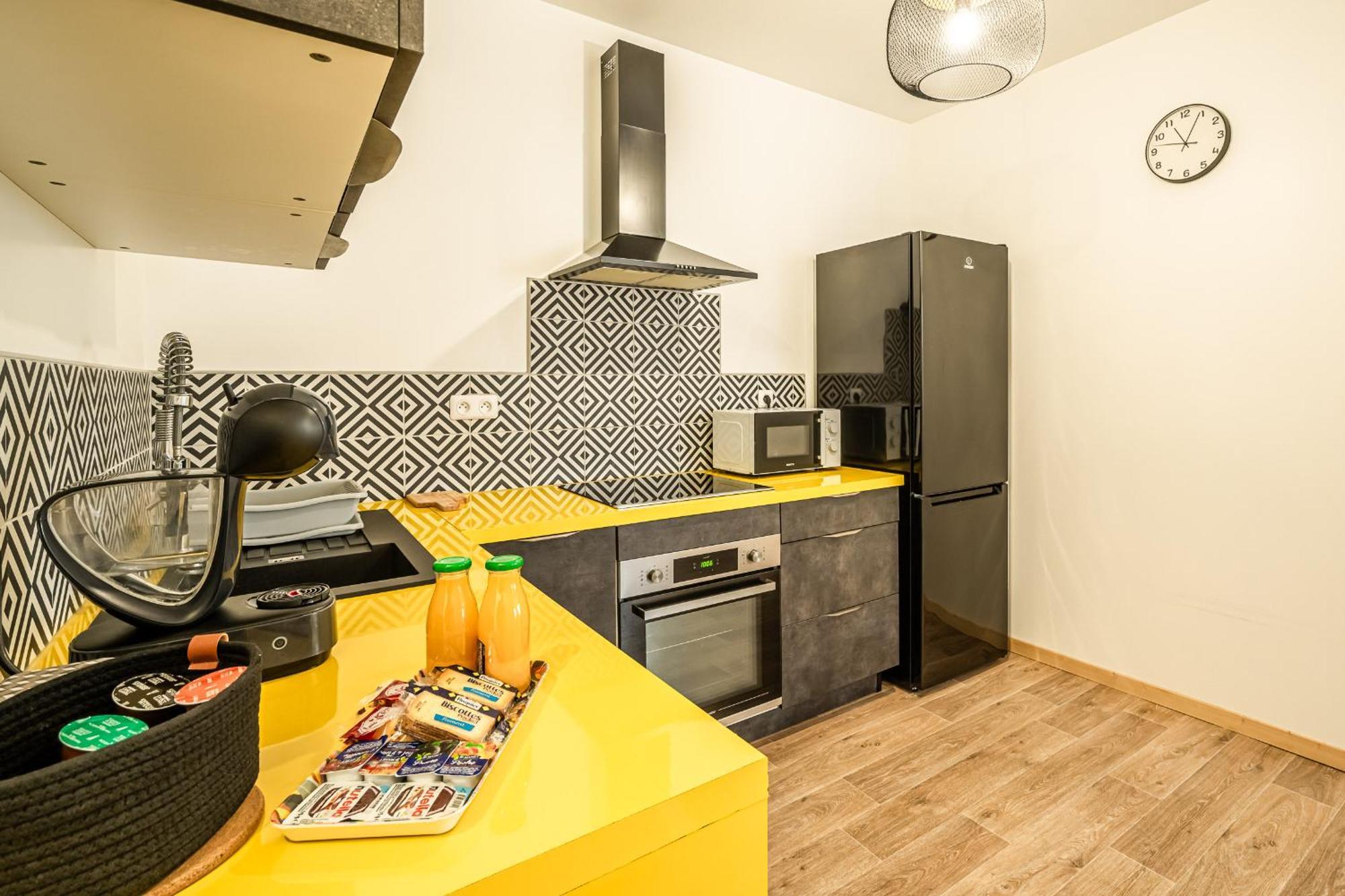 L'Amarillo Clim Wifi Centre Ville 4 Pers Лезіньян-Корб'єр Екстер'єр фото